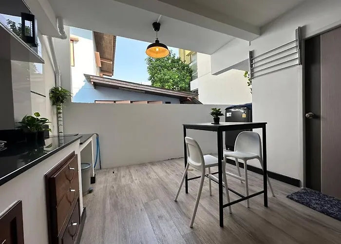 Cozy @ Chatcuchak/中文服务